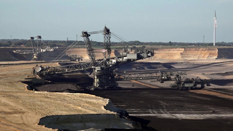 Die blaue Murmel in Gefahr